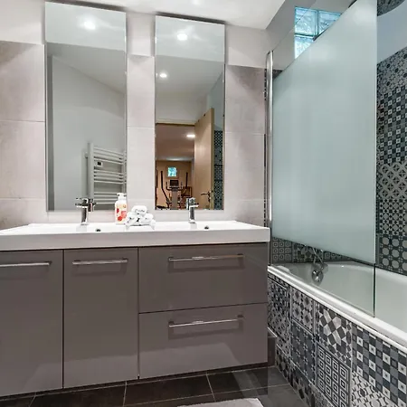 Vila Bella By Terry's Homes Cannes