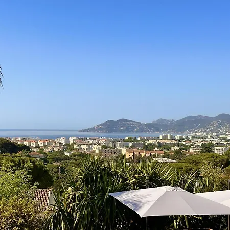 Bella Croix Des Gardes Cannes