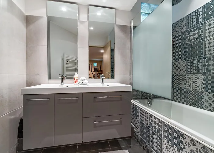 Villa Bella By Terry's Homes Cannes